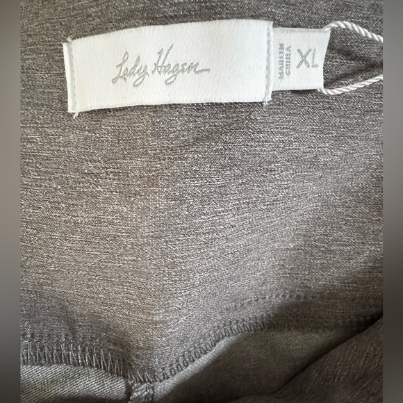 Lady Hagen Gray Athletic Shorts Relaxed Fit - Picture 5 of 6